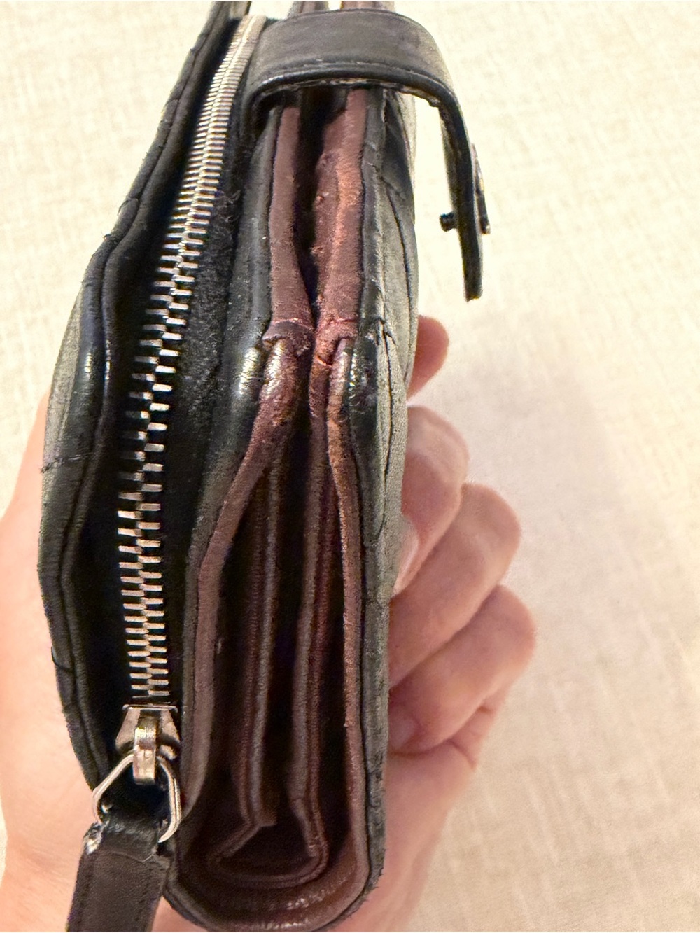 Authentic CHANEL Black Quilted soft Leather Snap Wallet with Silver CC Emblem - Picture 10 of 13